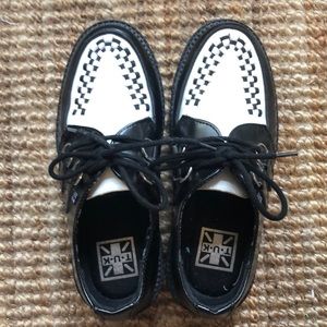 TUK Viva II Creepers